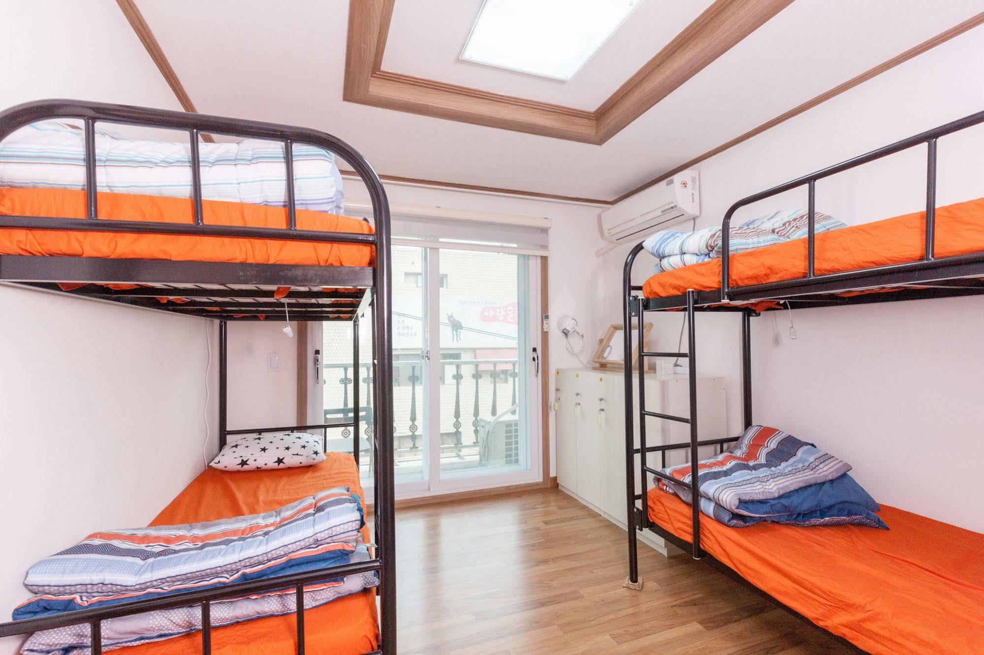 The One Hostel Hongdae In Seoul - Foreigner Only Dış mekan fotoğraf